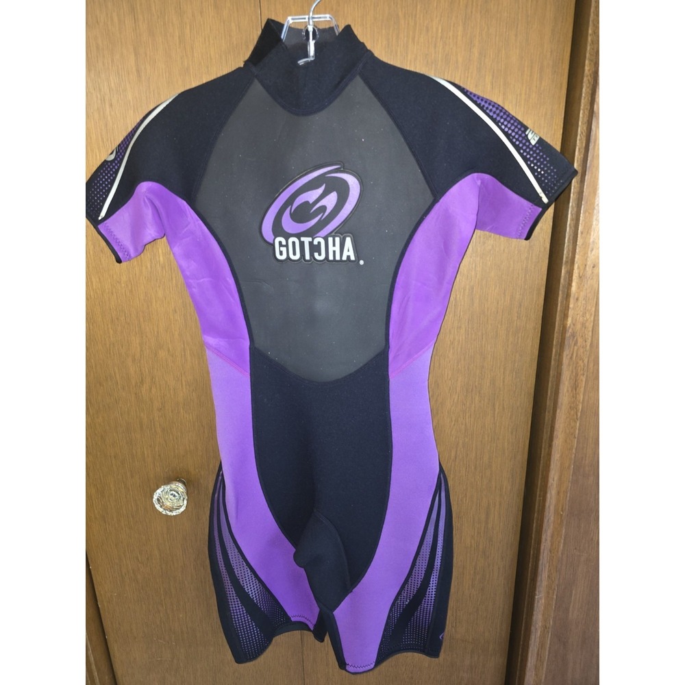 Gotcha Women's Shorty Wetsuit Size 9/10 S Titanium 2.2.‎ Metalite TI Chest Panel